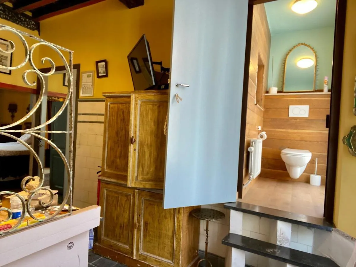 Bed & Breakfast House Le Prince D'Anvers Belgium